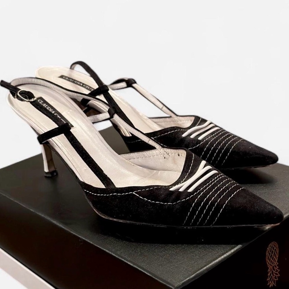Vintage Claudia Cuiti Black and White Pointed Toe Slingback Heels